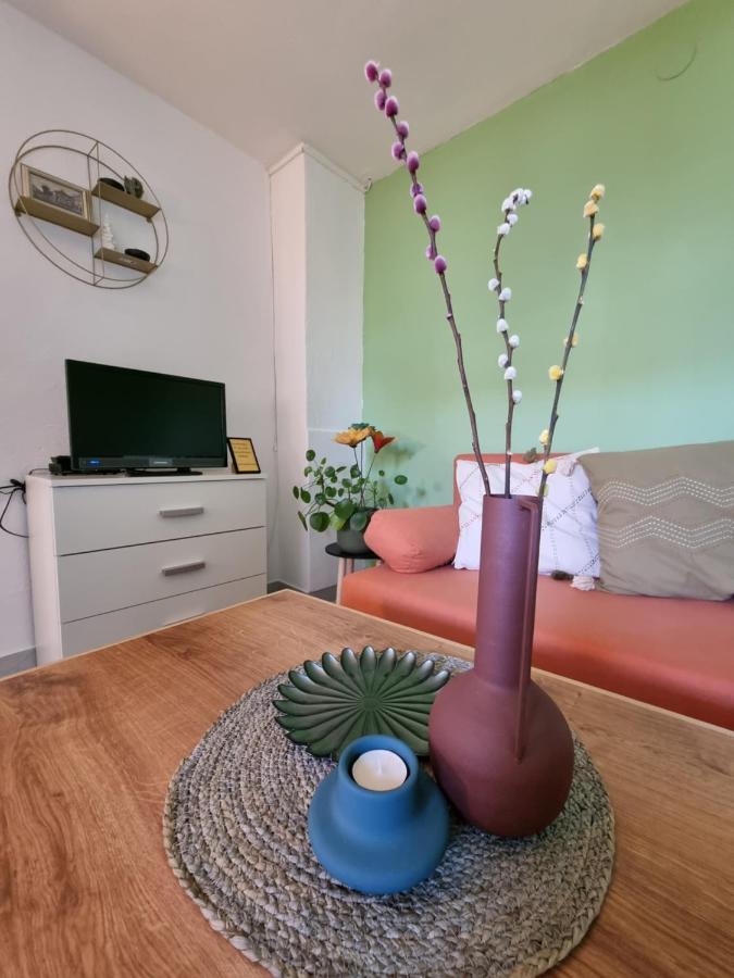 Studio Apartman Krosna Perusic Экстерьер фото