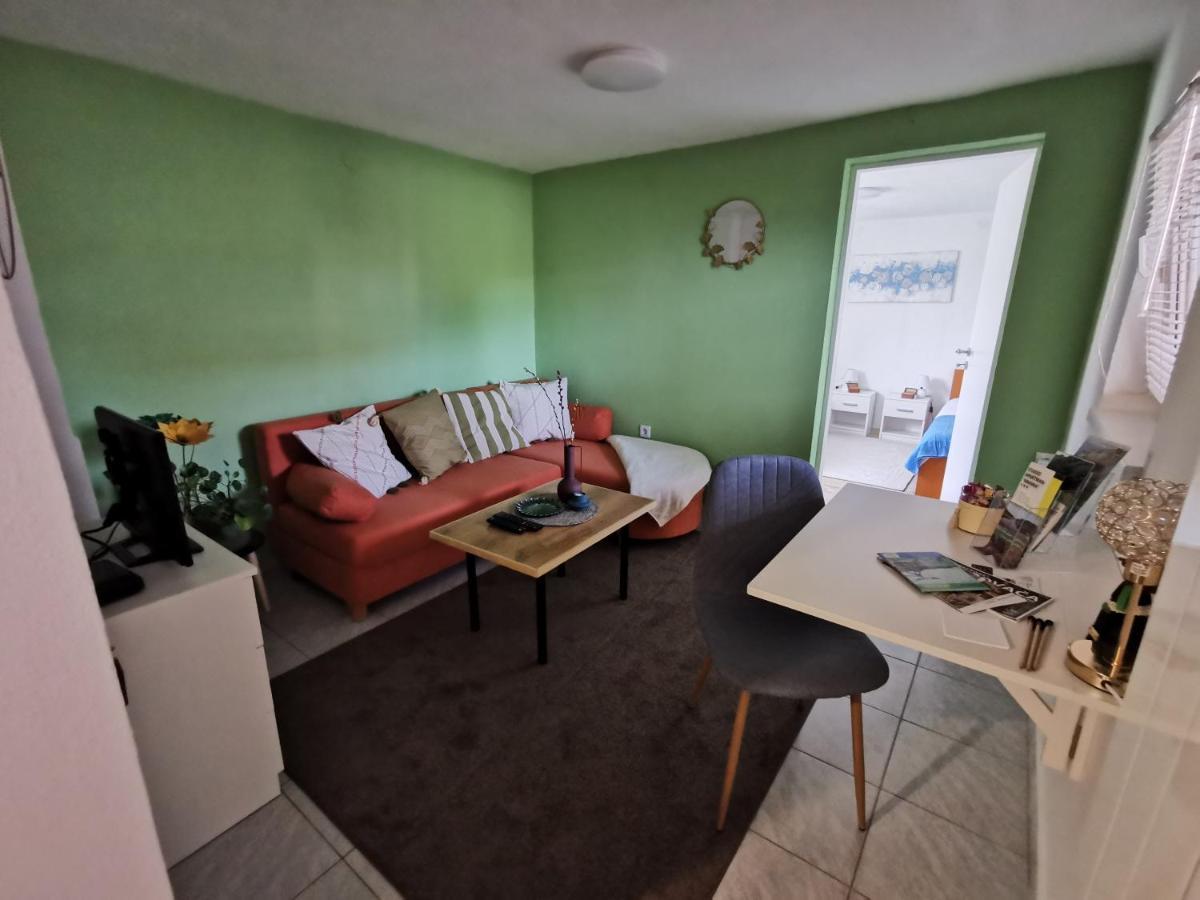 Studio Apartman Krosna Perusic Экстерьер фото